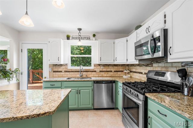 4345 Gemstone Circle, Mehlville, MO 63125