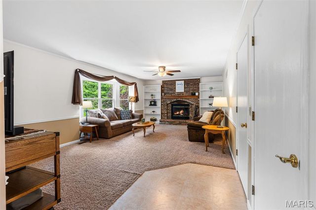 4345 Gemstone Circle, Mehlville, MO 63125
