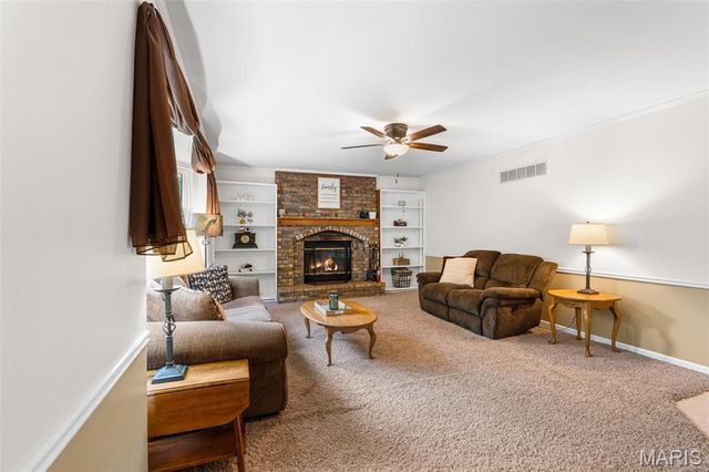 4345 Gemstone Circle, Mehlville, MO 63125