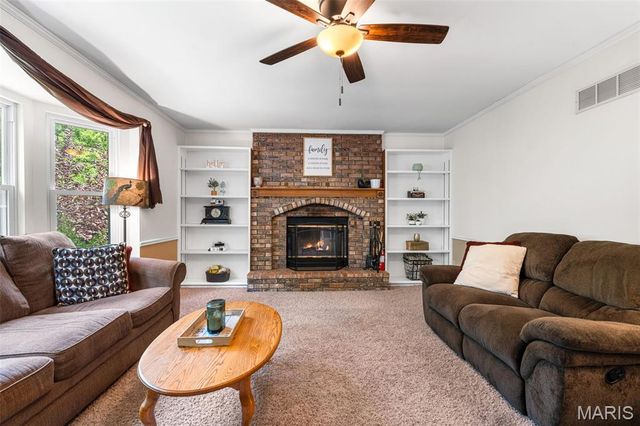 4345 Gemstone Circle, Mehlville, MO 63125