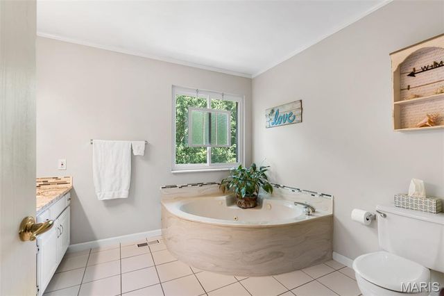 4345 Gemstone Circle, Mehlville, MO 63125