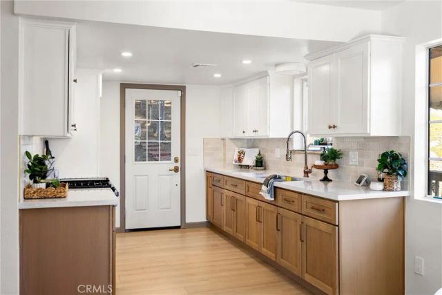 1113 N Grass Valley, Lake Arrowhead, CA 92352