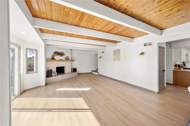 1113 N Grass Valley, Lake Arrowhead, CA 92352
