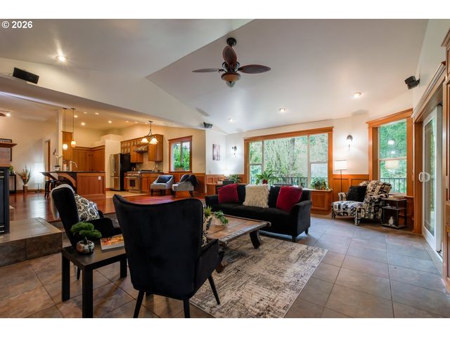 10507 Ne 45TH Ave, Vancouver, WA 98686