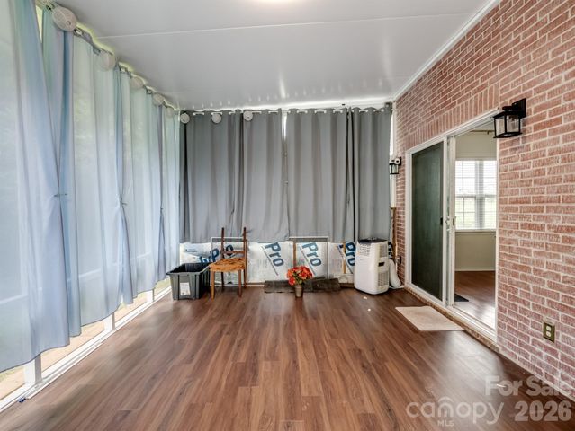 9903 Southampton Commons Drive, Charlotte, NC 28277