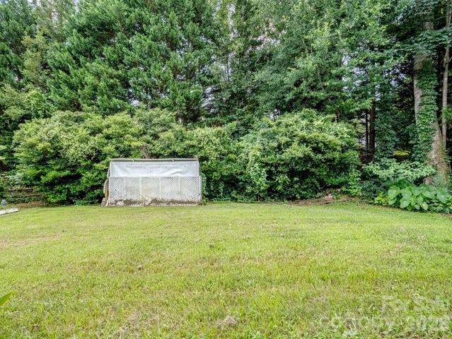 9903 Southampton Commons Drive, Charlotte, NC 28277