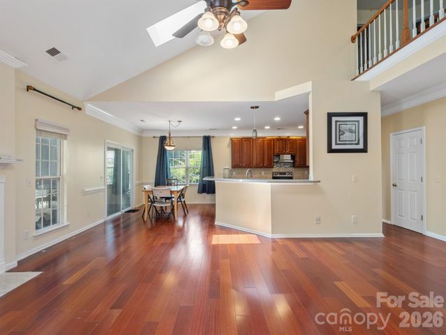 9903 Southampton Commons Drive, Charlotte, NC 28277