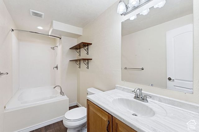 2828 W GENTILE ST, Layton, UT 84041