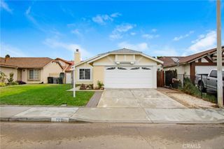 702 Clearwater Drive, Perris, CA 92571