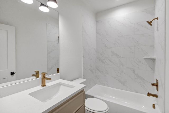 3710 DeCordova Ranch Road, Granbury, TX 76049