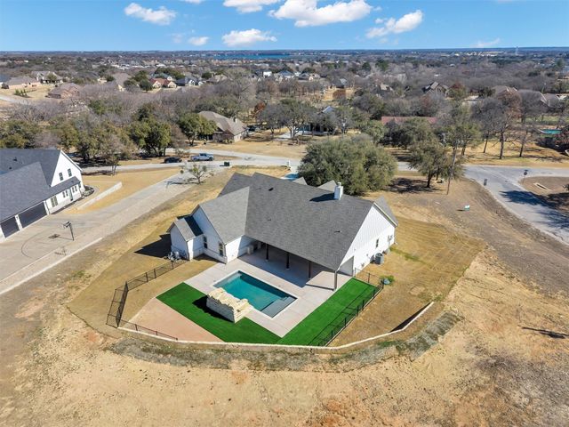 3710 DeCordova Ranch Road, Granbury, TX 76049