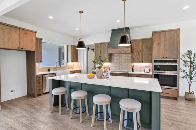 3710 DeCordova Ranch Road, Granbury, TX 76049