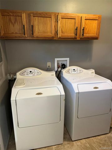 677 Amy Avenue, Traverse City, MI 49686