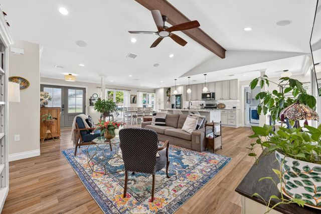 8611 Winding WALK, Austin, TX 78757