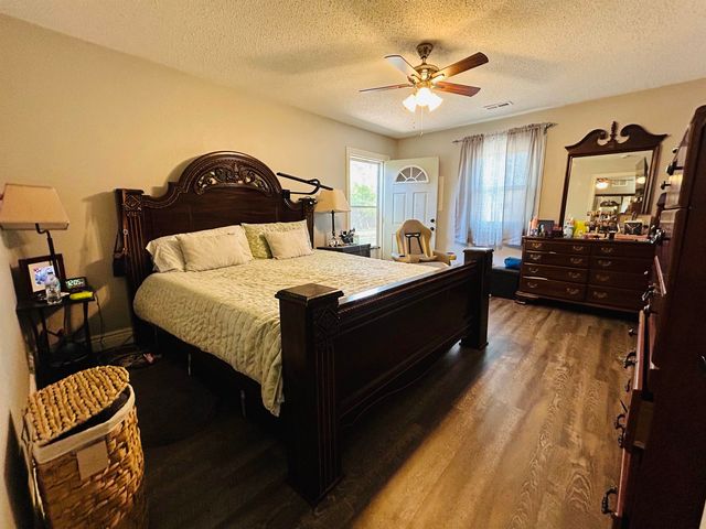 1222 W 29TH ST S, Wichita, KS 67217