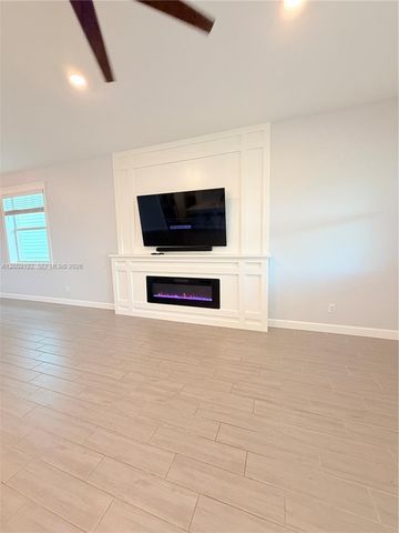 1344 Wandering Willow Way, Loxahatchee, FL 33470