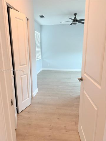 1344 Wandering Willow Way, Loxahatchee, FL 33470