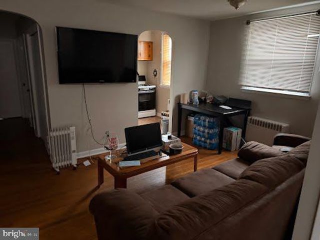 147 COVINGTON RD, Philadelphia, PA 19120