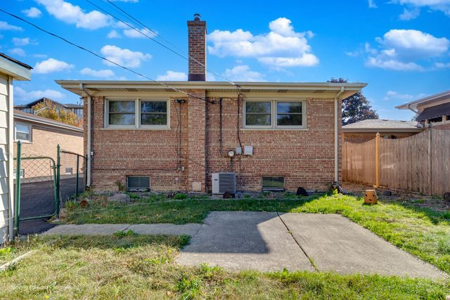 9520 S Kenton Avenue, Oak Lawn, IL 60453