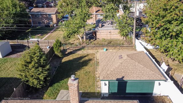 9520 S Kenton Avenue, Oak Lawn, IL 60453