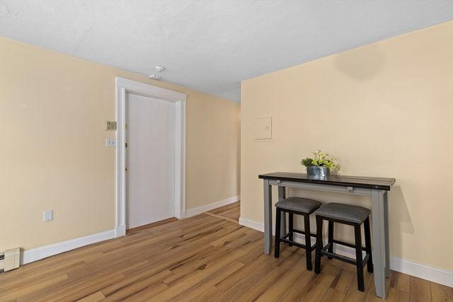 1645 Commonwealth Ave 17, Boston, MA 02135