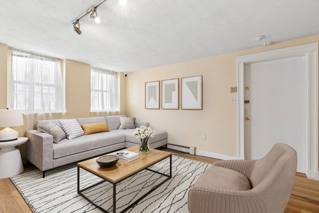 1645 Commonwealth Ave 17, Boston, MA 02135