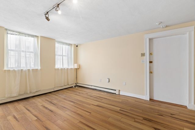 1645 Commonwealth Ave 17, Boston, MA 02135