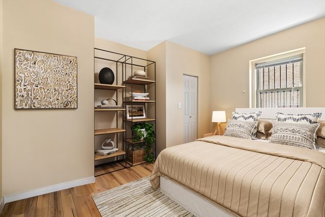1645 Commonwealth Ave 17, Boston, MA 02135