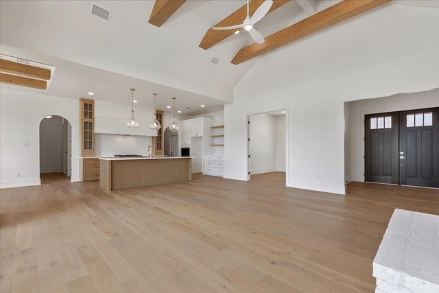 224 Sandia LOOP, Kingsland, TX 78639