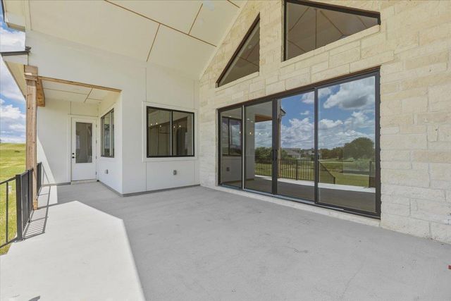 224 Sandia LOOP, Kingsland, TX 78639