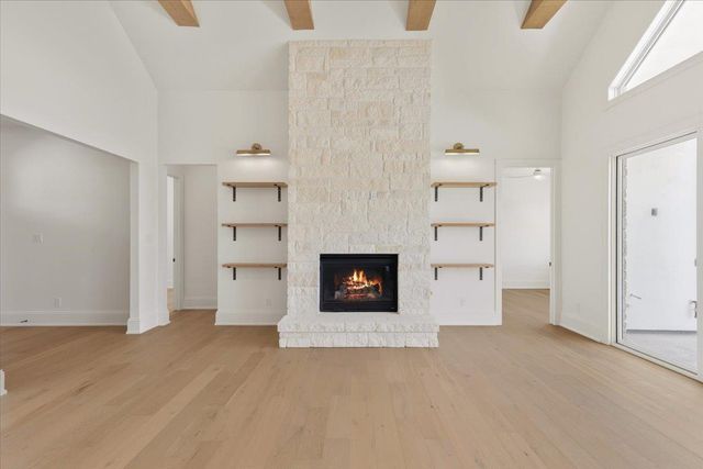 224 Sandia LOOP, Kingsland, TX 78639