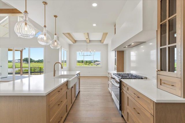 224 Sandia LOOP, Kingsland, TX 78639