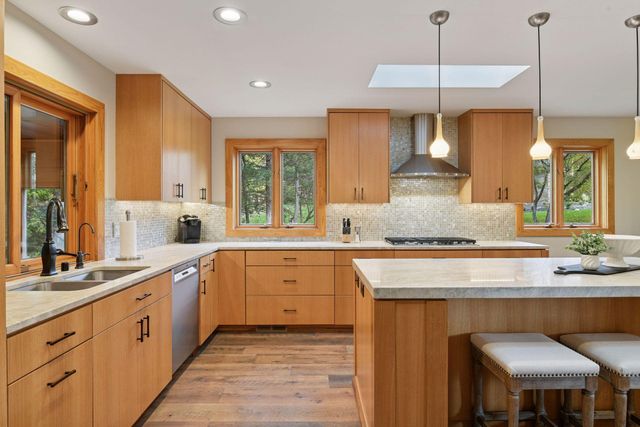 5880 Boulder Bridge Lane, Excelsior, MN 55331