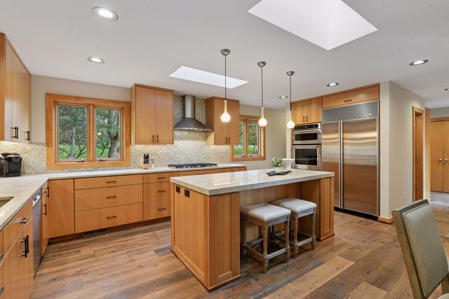 5880 Boulder Bridge Lane, Excelsior, MN 55331