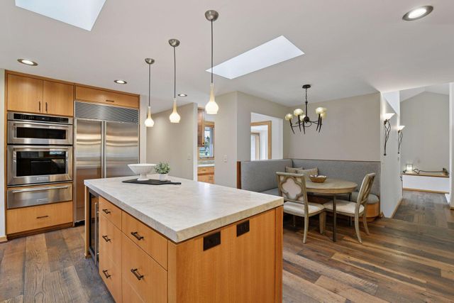 5880 Boulder Bridge Lane, Excelsior, MN 55331