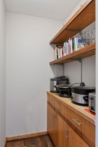 5880 Boulder Bridge Lane, Excelsior, MN 55331