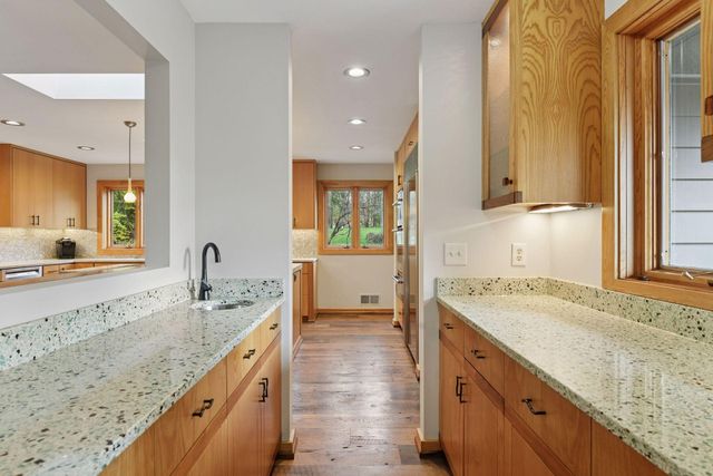 5880 Boulder Bridge Lane, Excelsior, MN 55331