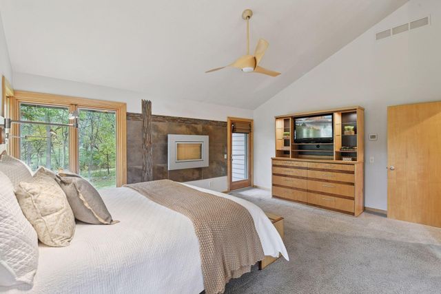 5880 Boulder Bridge Lane, Excelsior, MN 55331