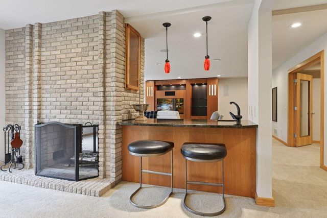 5880 Boulder Bridge Lane, Excelsior, MN 55331