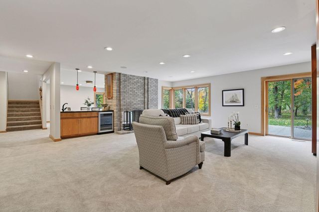 5880 Boulder Bridge Lane, Excelsior, MN 55331