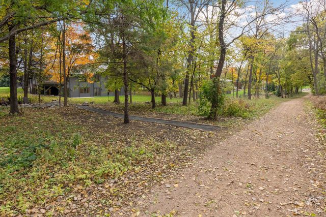 5880 Boulder Bridge Lane, Excelsior, MN 55331