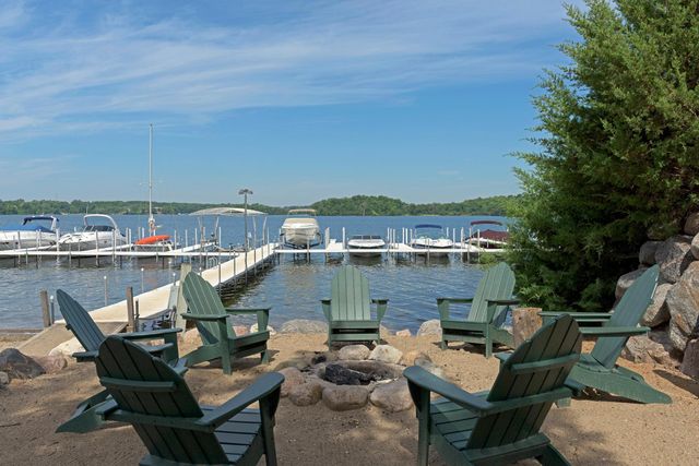 5880 Boulder Bridge Lane, Excelsior, MN 55331