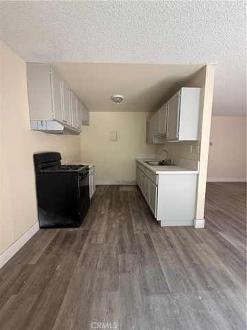 14805 Chase Street 107, Panorama City, CA 91402