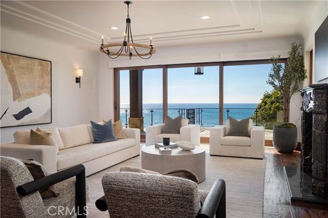 177 Shorecliff Road, Corona Del Mar (newport Beach), CA 92625