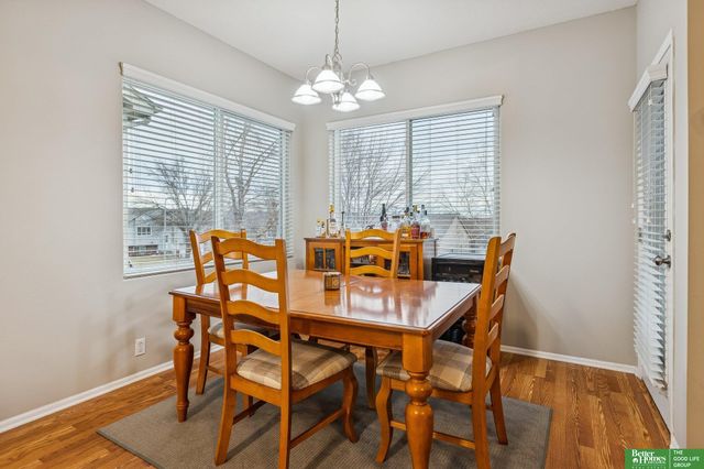 5111 N 155th Street, Omaha, NE 68116