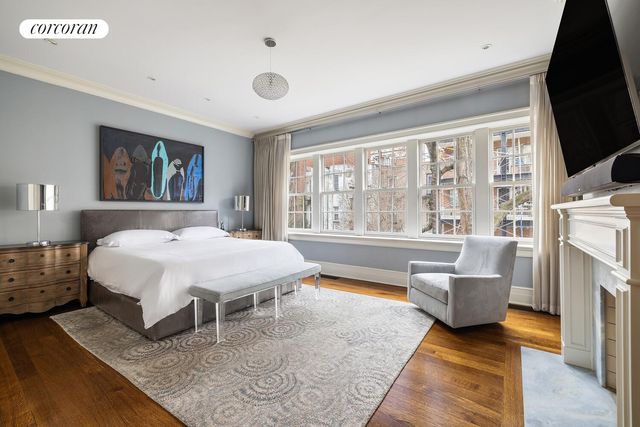 435 E 87TH Street, New York City, NY 10128