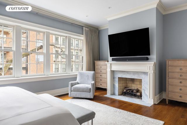 435 E 87TH Street, New York City, NY 10128