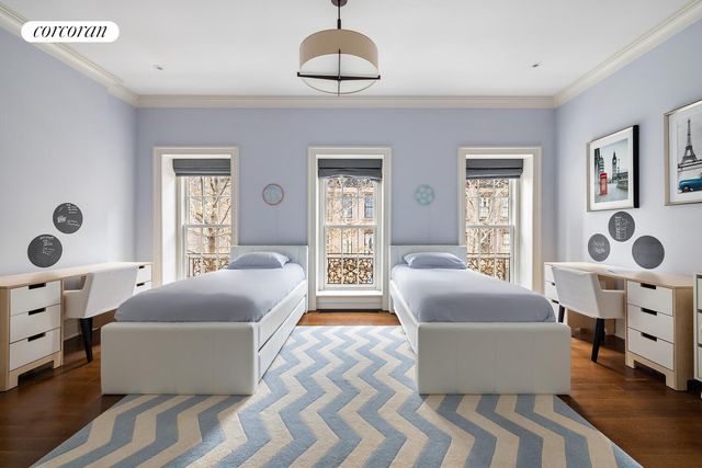 435 E 87TH Street, New York City, NY 10128