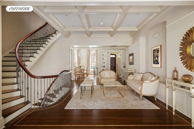 435 E 87TH Street, New York City, NY 10128