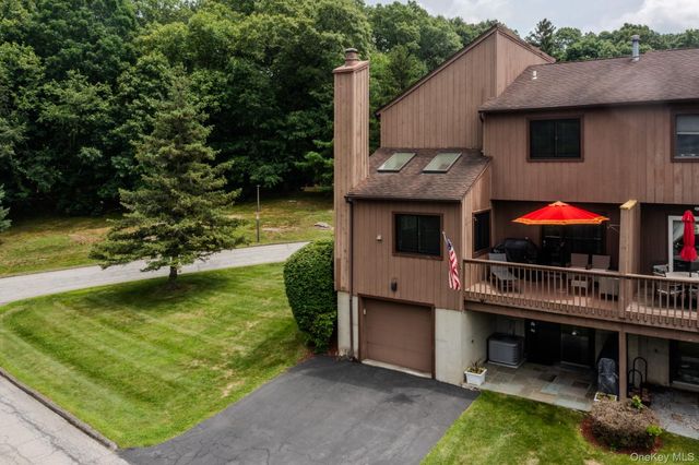 95 Wild Birch Farms, Cortlandt Manor, NY 10567